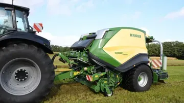 Krone представил новый пресс-подборщик-обмотчик Combipack HDP CV 165 XC